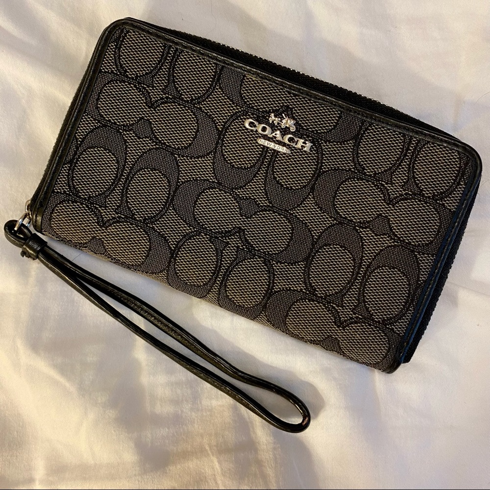 Coach Signature Logo Accordian Zip Wallet Clutch